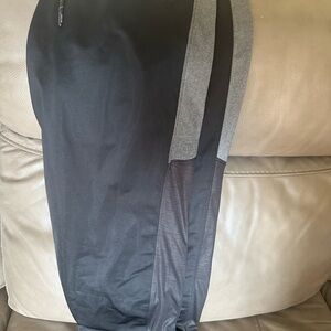 Men’s exercise pants